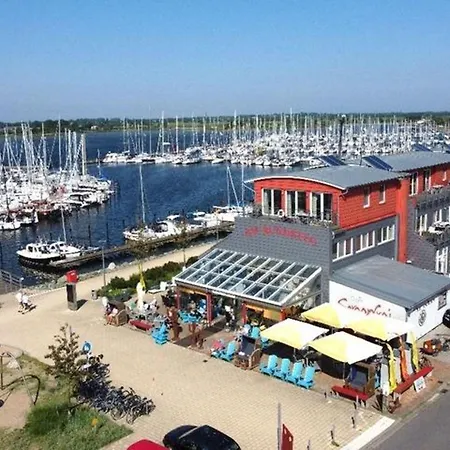 Am Yachthafen Mit Balkon Burgtiefe auf Fehmarn